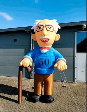 Abraham 50 met wandelstok – 3,5m